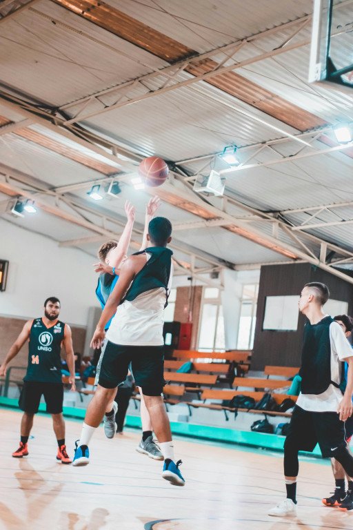 Ultimate Guide to the Best Gyms with Basketball Courts